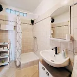 شقة Modern Seaview *