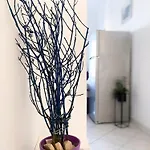 Modern Seaview شقة