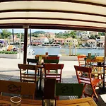 Modern Seaview شقة