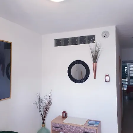 Διαμέρισμα Modern Seaview