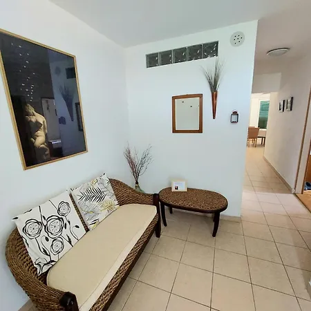Apartment Modern Seaview *