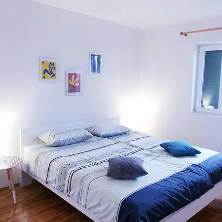 Modern Seaview Sali