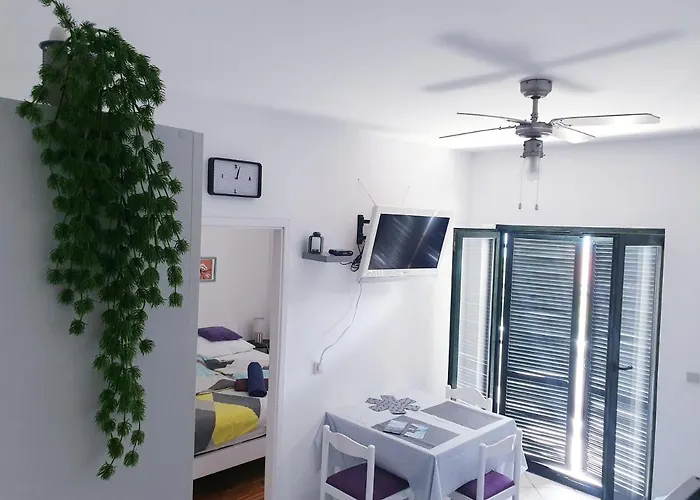 Modern Seaview * Сали