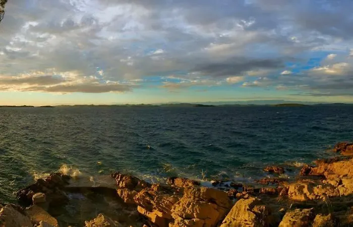 Апартаменты Modern Seaview Сали