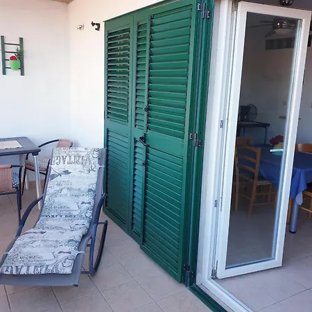 Apartment Modern Seaview