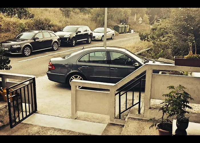 Modern Seaview Apartment