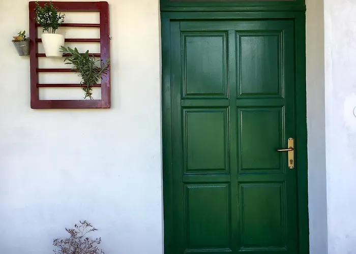 Modern Seaview Apartment